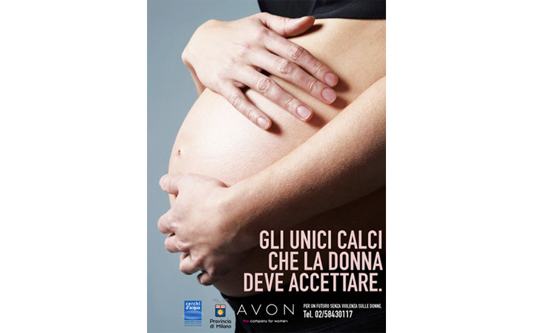 Campagna stampa di sensibilizzazione contro la violenza sulle donne realizzata per l'Associazione Cerchi d'Acqua.